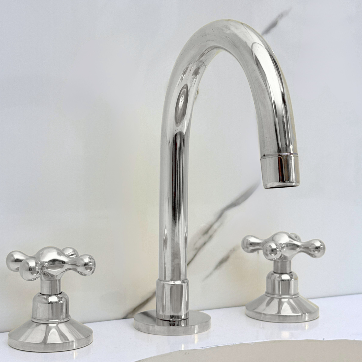 Polished Nickel Dome Widespread Bathroom Faucet