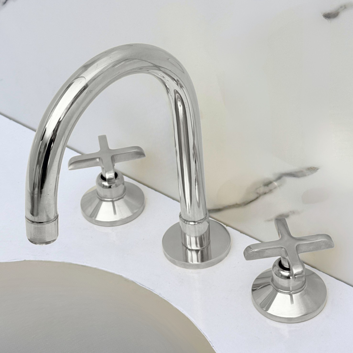 Polished Nickel Dome Widespread Bathroom Faucet