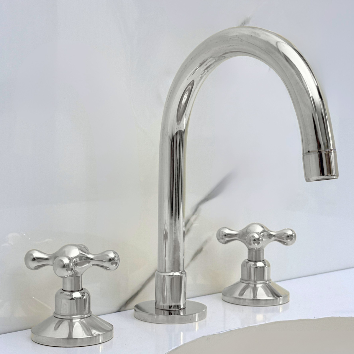 Polished Nickel Dome Widespread Bathroom Faucet